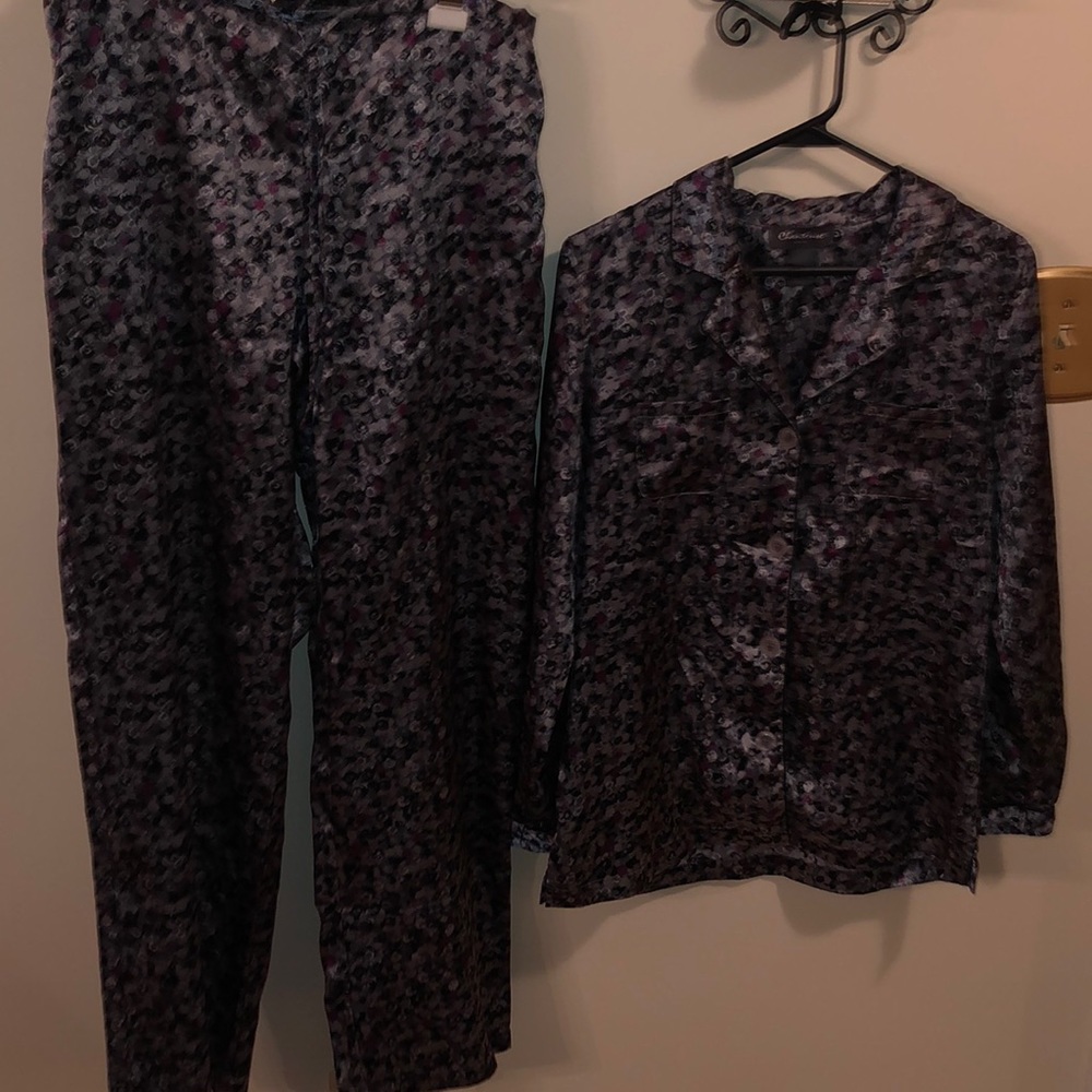 Chanteuse intimates satin pajama set. Like new!